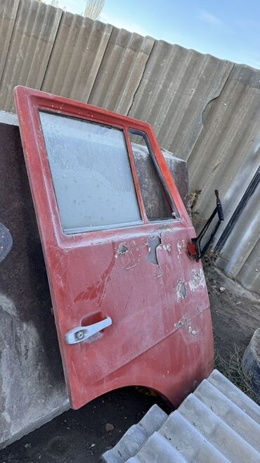 купить бу запчасти на мерседес спринтер: Дверь Передняя левая