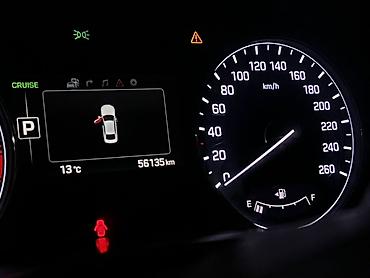 Hyundai: Hyundai Genesis: 2015 г., Седан — 14