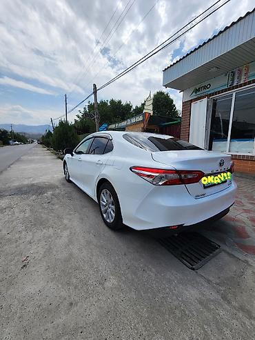 Toyota Camry: 2019 г., 2.5 л, Вариатор, Гибрид, Седан — 4