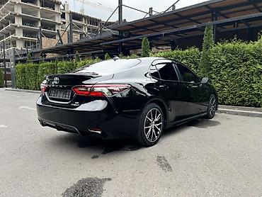 мерседес 124 2 3: Toyota Camry: 2021 г., 2.5 л, Вариатор, Гибрид, Седан — 5