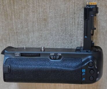 адаптеры для автолюльки: Батарейный блок-ручка для Canon d70, 80, 90 Можно вставить 2