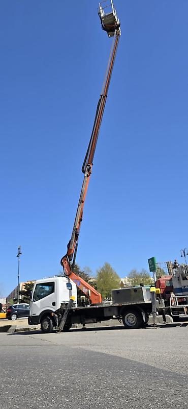 avtosəbət: SATILIR.Nissan Cabstar Avtokran-avtosəbəti yuxarı hündürlüklərdə — 4