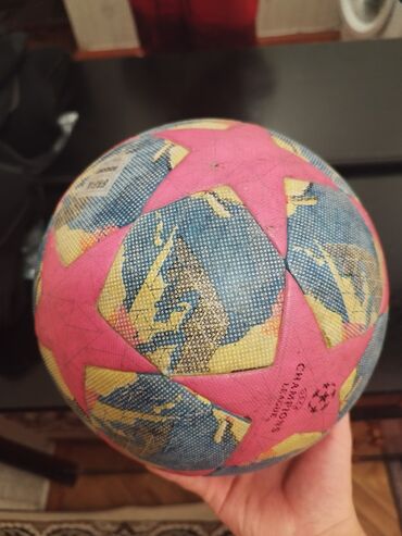 футболные мяч: Мяч ещё не продана! Продается футболный мяч Champions League 2020