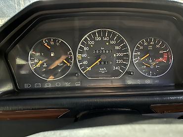bye e5: Mercedes-Benz W124: 1994 г., 2 л, Механика, Бензин, Седан — 3