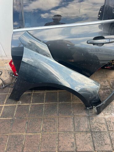 Avtomobil qapıları: Sağ arxa, Chevrolet TRAX, 2018 il, ABŞ, Ünvandan götürmə — 5