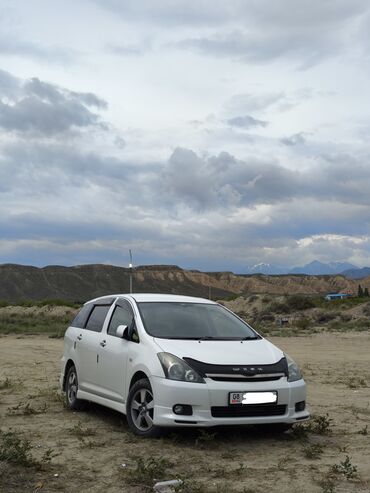 Toyota: Toyota WISH: 2003 г., 1.8 л, Бензин, Минивэн