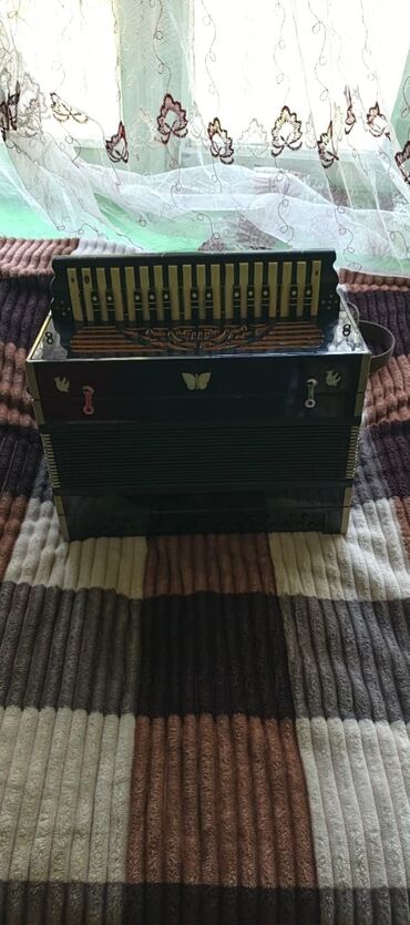 Qarmonlar: Qarmon, Akustik, İşlənmiş, Ünvandan götürmə — 9