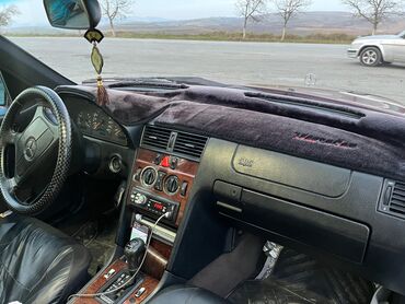 Mercedes-Benz: Mercedes-Benz C 180: 1.8 l | 1997 il Sedan — 13