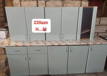 tek kravat ikinci əl: Mətbəx mebeli satılır Ölcu: 2/10 . ( 2ci əl rezapalı təzədi )