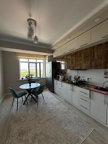 круглый: 3 комнаты, 80 м², сквер Тоголок Молдо Элитка, 9 этаж, Евроремонт — 1