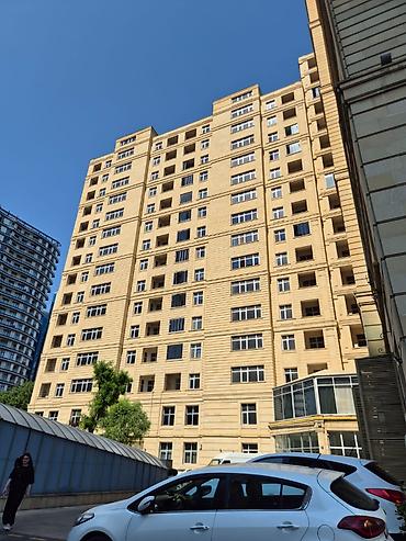 cıxarış nədir: 3 otaqlı, Yeni tikili, 153 kv. m — 1