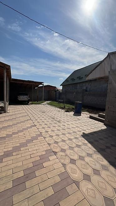 Продажа коттеджей и домов: 🏡 Продаётся дом 📍 Бишкек, Ак-Ордо 3 (верхняя часть города) 🚨 Срочная — 4