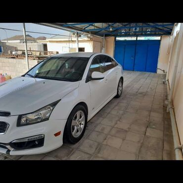 cruze on fara: Chevraolet cruze.İli 2015 .satilir 15min.unvan qala.Mus2932.Xeyale