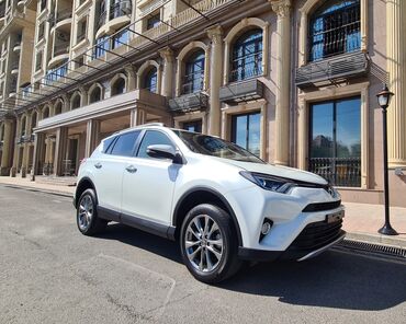 Kia: Toyota RAV4: 2018 г., 2.5 л, Автомат, Бензин, Кроссовер