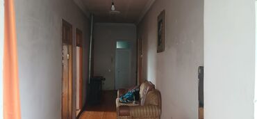 Həyət evləri və villaların satışı: 4 otaqlı, 130 kv. m, Kredit yoxdur, Orta təmir — 3