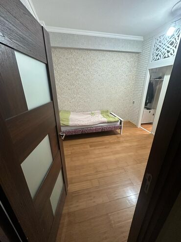 Uzunmüddətli kirayə mənzillər: Xırdalam kristal 1de 14/11ri 3 otaq metbext studio kiraye menzil — 7