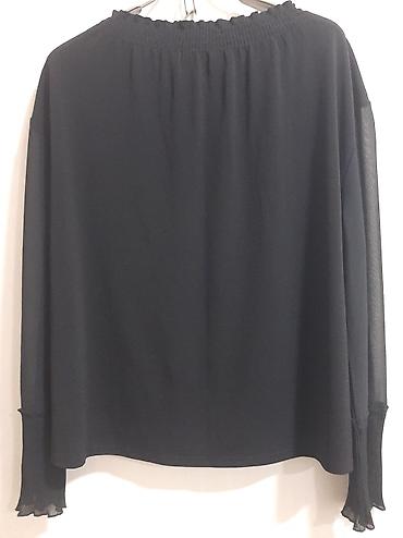 alt geyimleri: Qara uzunqol bluz - Model: elastik büzgülü halqa yaxalı - Material — 2