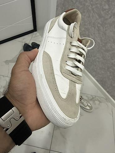 sneaker: ZARA kişi krasovkasi az geyinilib 79 alinib — 2