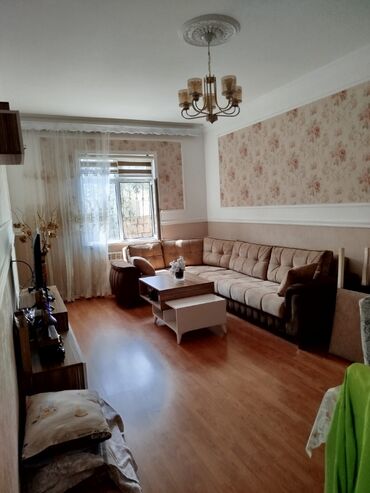 Həyət evləri və villaların satışı: Suraxanı 3 otaqlı, 100 kv. m, Kredit yoxdur, Orta təmir — 15