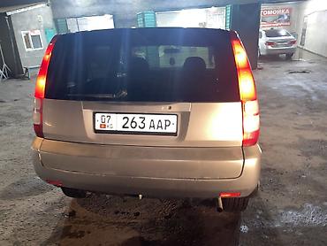 Honda: Honda HR-V: 2001 г., 1.6 л, Автомат, Бензин, Внедорожник — 11