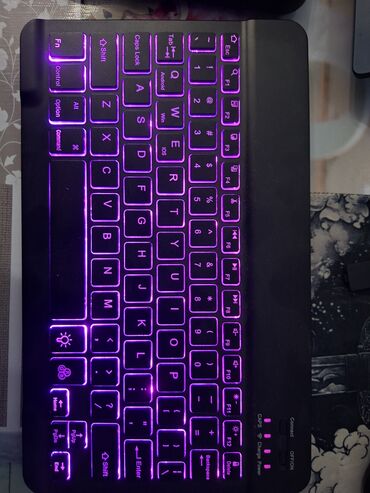 Klaviaturalar: WIERLESS KEYBOARD VƏ MOUSE SETİ. Setin daxilinə klaviatura, mouse — 13