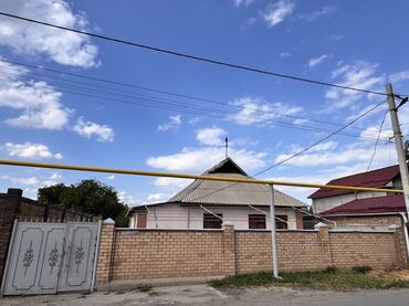 срочно продаю дом новопокровка: Үй, 800 кв. м, 5 бөлмө, Менчик ээси, Эски ремонт