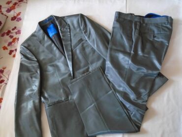 pantalone kvalitetne malo: Original JOOP muško odelo, veličine 48. Mere su sledeće, sako meren