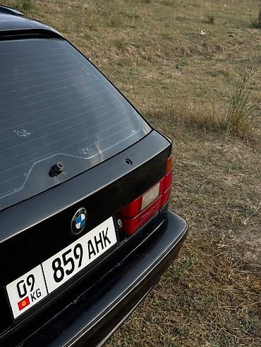 машина byd seagull: BMW 5 series: 1991 г., 2.5 л, Механика, Универсал — 4
