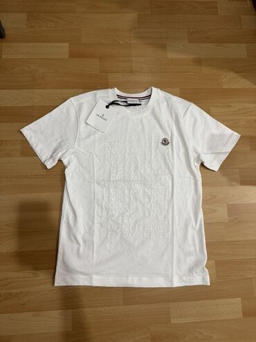 национальные головные уборы: Мужская футболка, S (EU 36), M (EU 38), L (EU 40), Moncler, Новый, цвет - Белый, Самовывоз