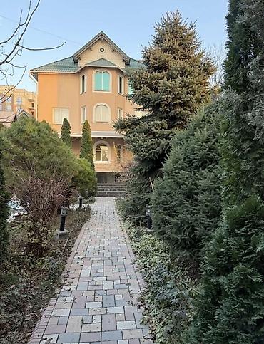 Долгосрочная аренда домов: 500 м², 7 комнат — 1