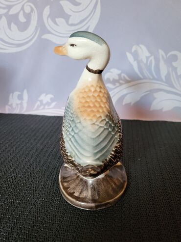 Figure: Figura, bоја - Šareno, Novo — 8