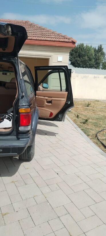 Ford: Ford Explorer SUV - Kuzov: qara rəng, 5 qapı, geniş baqajlı gövdə - — 2