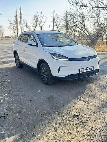бенве х5: Weltmeister EX5, 2021 г., 91000 км, Передний, В наличии — 4