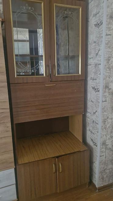 sekret: Taxta vitrindən ibarət dəst - Material: ağac teksturalı laminat — 1