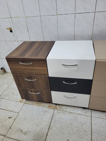 Ofis dolabları: 🗄️ Ev və ofis üçün laminat material əsasında hazırlanmış dolab. Möhkəm — 2