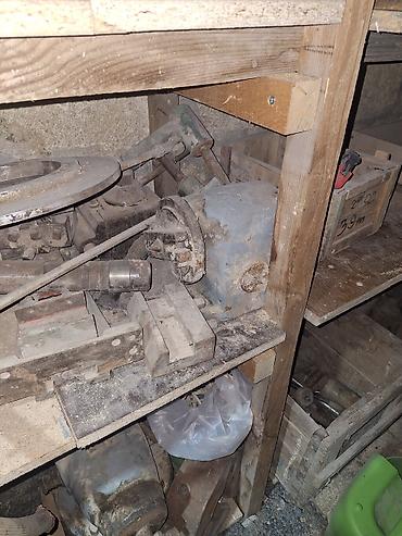 un üyüdən aparat: Sənaye Frez Dəzgahı – Strigon ME-250 (Macarıstan istehsalı) Məhsul — 9