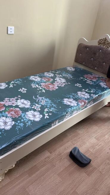 Çarpayılar: Təknəfərlik çarpayı, Bazasız, Matras ilə, Siyirməsiz — 2