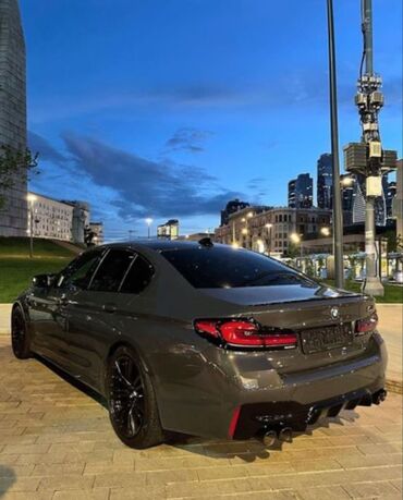 поворотники на ауди: BMW M5: 2022 г., 5.5 л, Автомат, Бензин, Седан