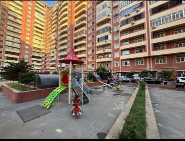 Uzunmüddətli kirayə mənzillər: Ayna Sultanova heykəlinin yanında 19 mərtəbəli binanın 17-ci — 9