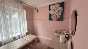 мойка парикмахера: Сдаю Кабинет в салоне, 10 м², Для бровиста, Для визажиста, Для лешмейкера