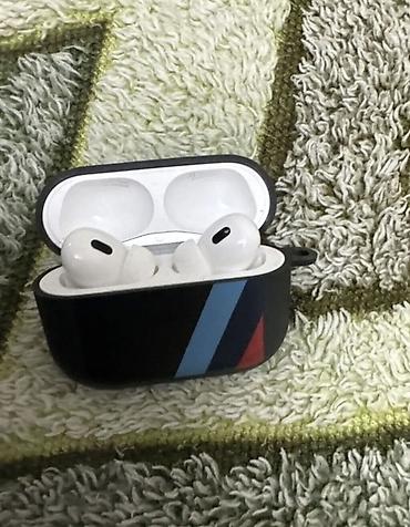 airpods pro 1: Məhsul: Apple AirPods Pro (2-ci nəsil) – MagSafe Şarj Qutusu (USB‑C) — 3