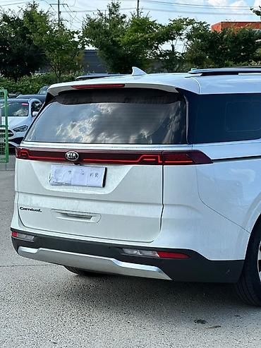 carnival: Kia Carnival: 2020 г., Минивэн — 6