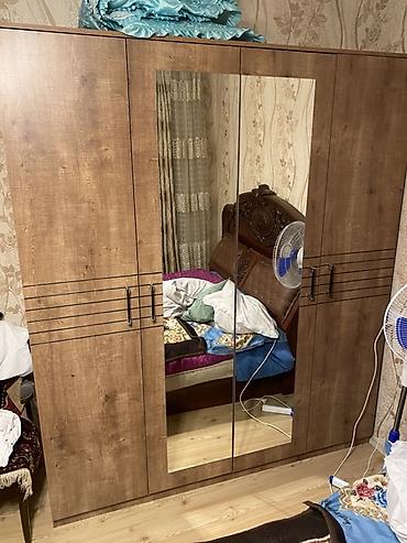 dolab 4 qapılı: Yeni, 4 qapılı, Güzgülü, Qəhvəyi, Taxta, Açılan, Düz dolab — 1