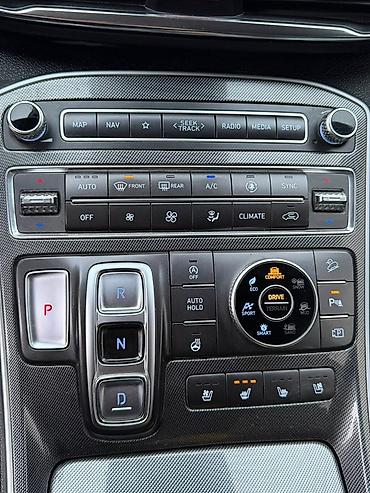 Hyundai: Hyundai Santa Fe: 2019 г., 2.2 л, Автомат, Дизель, Кроссовер — 17