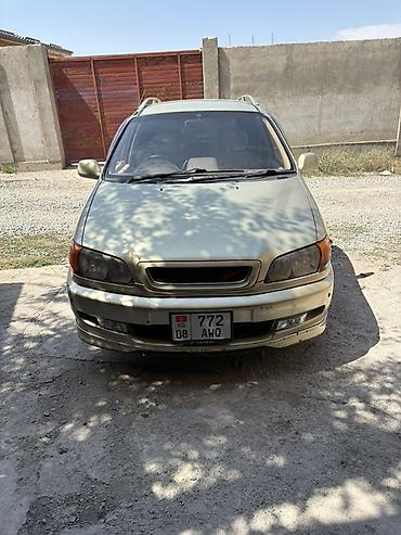 ио пинин: Toyota Ipsum: 2001 г., Бензин, Универсал — 6