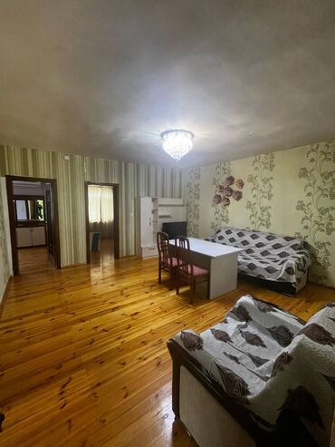 Uzunmüddətli kirayə evlər: 100 kv. m, 3 otaqlı, Kanalizasiya, Kombi, Qaz — 2