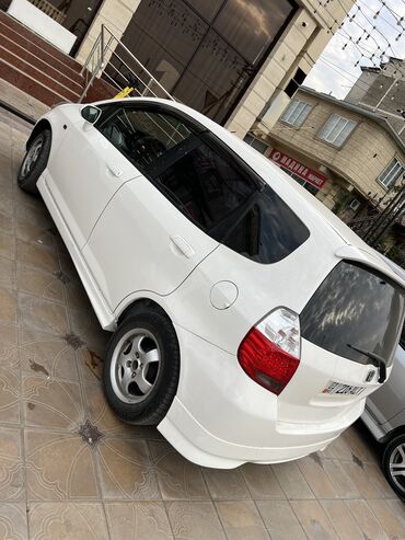 автокредит бишкек без первоначального взноса: Honda Jazz: 2003 г., 1.5 л, Автомат, Бензин, Седан