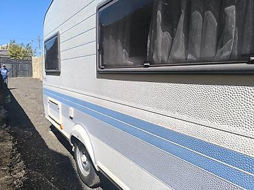 Qoşqular: Karavan Hobby deluxe İstehsal ili - 2000 Sərnişin sayı - 4 İstehsalçı — 25