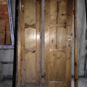 Otaq qapıları: Məhsul: Taxta qapılar və pəncərə çərçivəsi komplekti - 2 ədəd taxta — 4