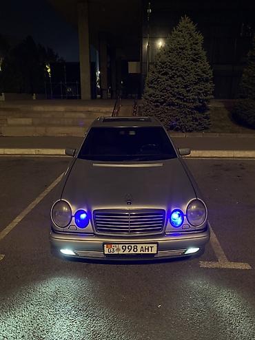 Mercedes-Benz E-Class: 1998 г., 3.2 л, Автомат, Газ, Седан
